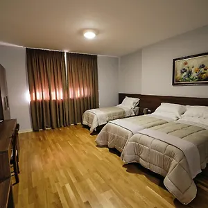 In Center Ξενοδοχείο